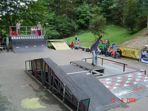 5f5a7ae779_10647727_u.jpg